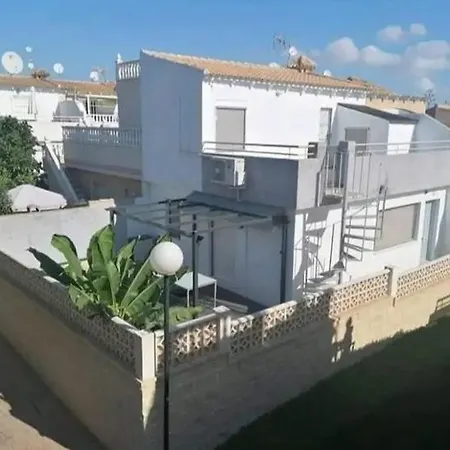 Duplex Au Calme, Proche Toutes Commodités Torrevieja