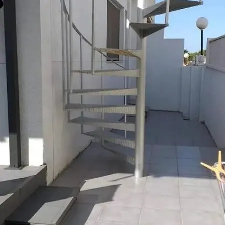 Duplex Au Calme, Proche Toutes Commodités *